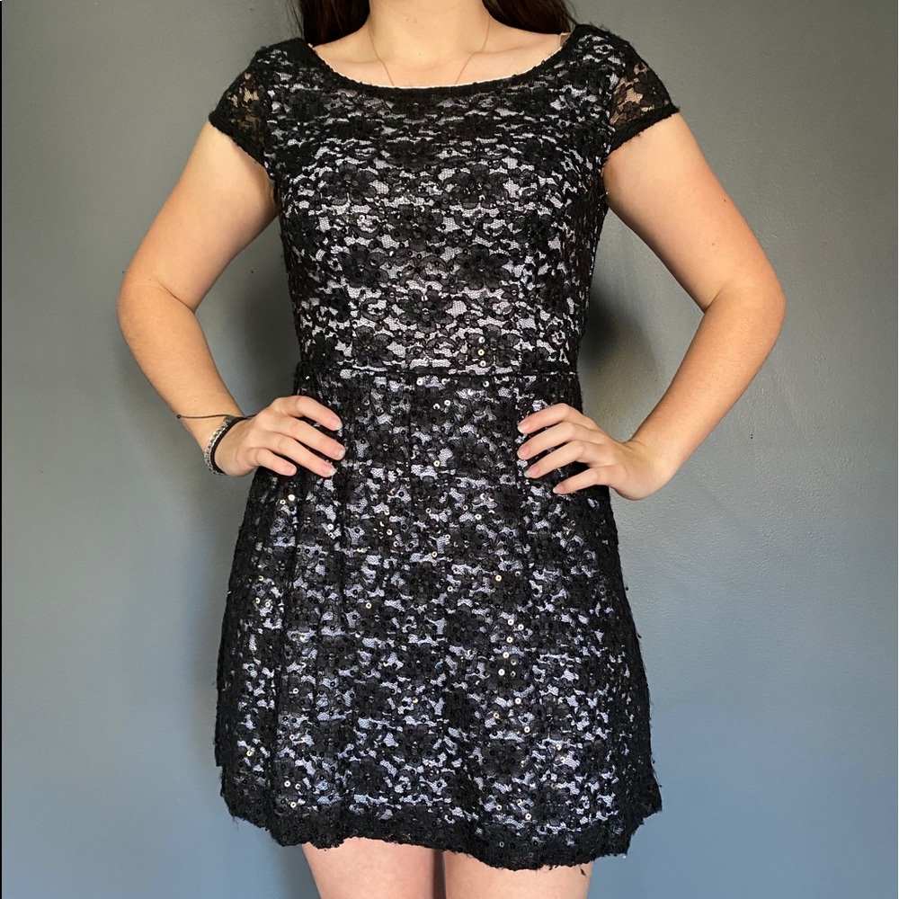 Mini sequence cocktail dress